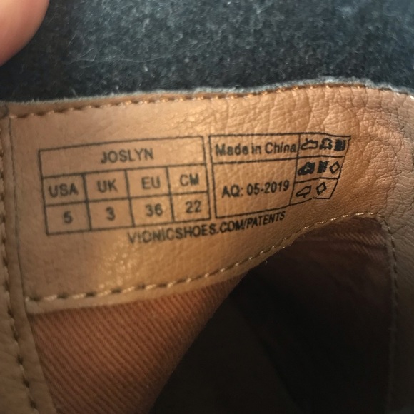 Vionic Joslyn Ankle Boot 5 Suede Leather Side Zip Short Stacked Low Heel Black - Picture 8 of 12